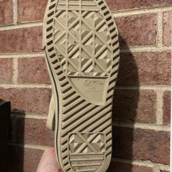 Men’s brown leather & shearling Converse sneakers - Picture 8 of 8